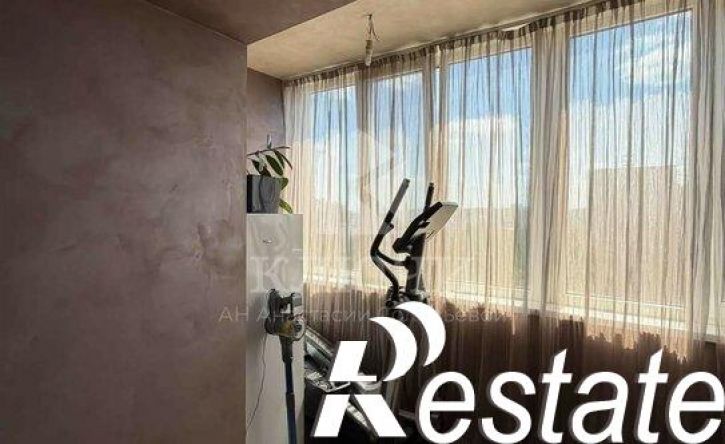 3-комн квартира Народный бульвар, 32,  д. 32