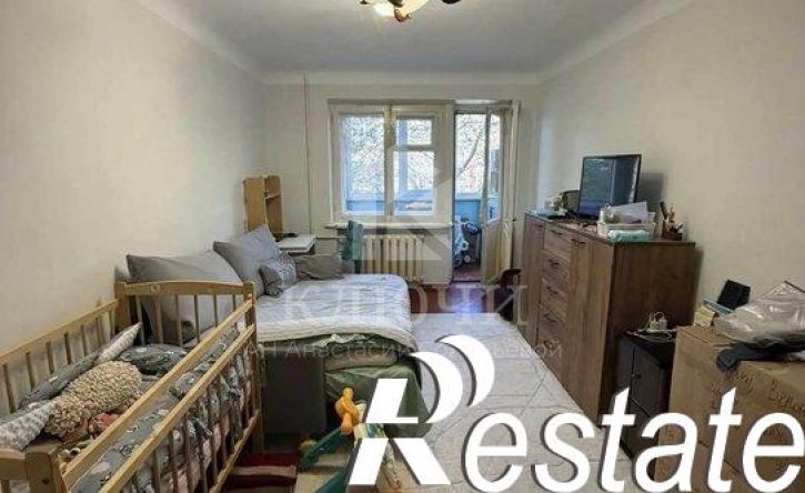3-комн квартира улица Макаренко, 4А,  д. 4А