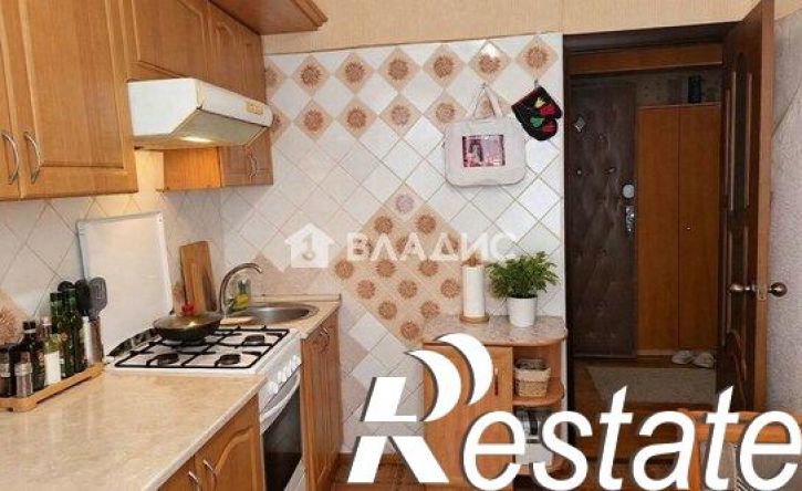 3-комн квартира улица Королёва, 20,  д. 20
