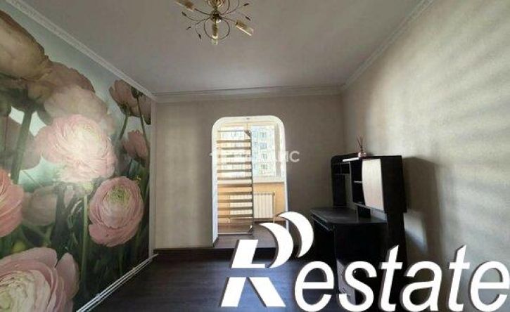 3-комн квартира улица Есенина, 40,  д. 40