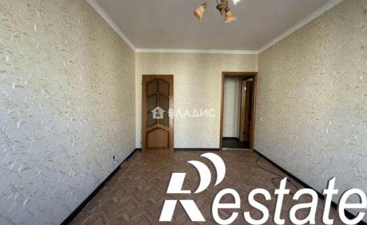 3-комн квартира улица Есенина, 40,  д. 40
