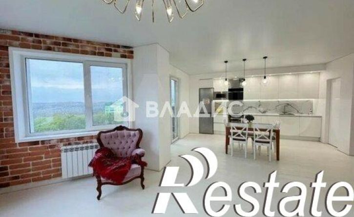 3-комн квартира улица Горького, 54В,  д. 54В