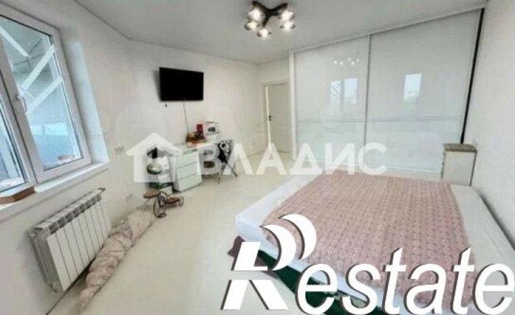 3-комн квартира улица Горького, 54В,  д. 54В