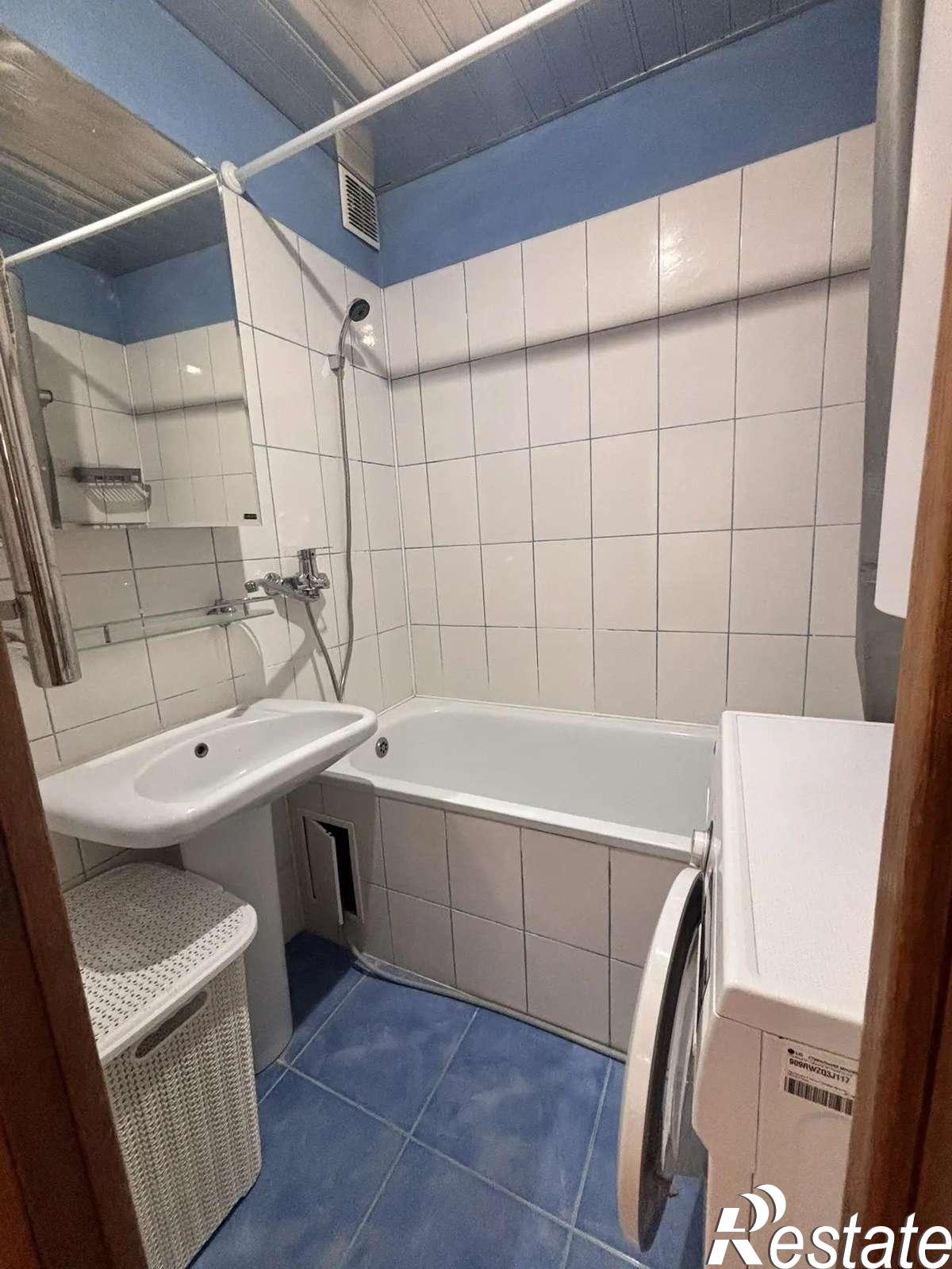 Купить квартиру за 6 990 000 рублей на Есенина улица, 36