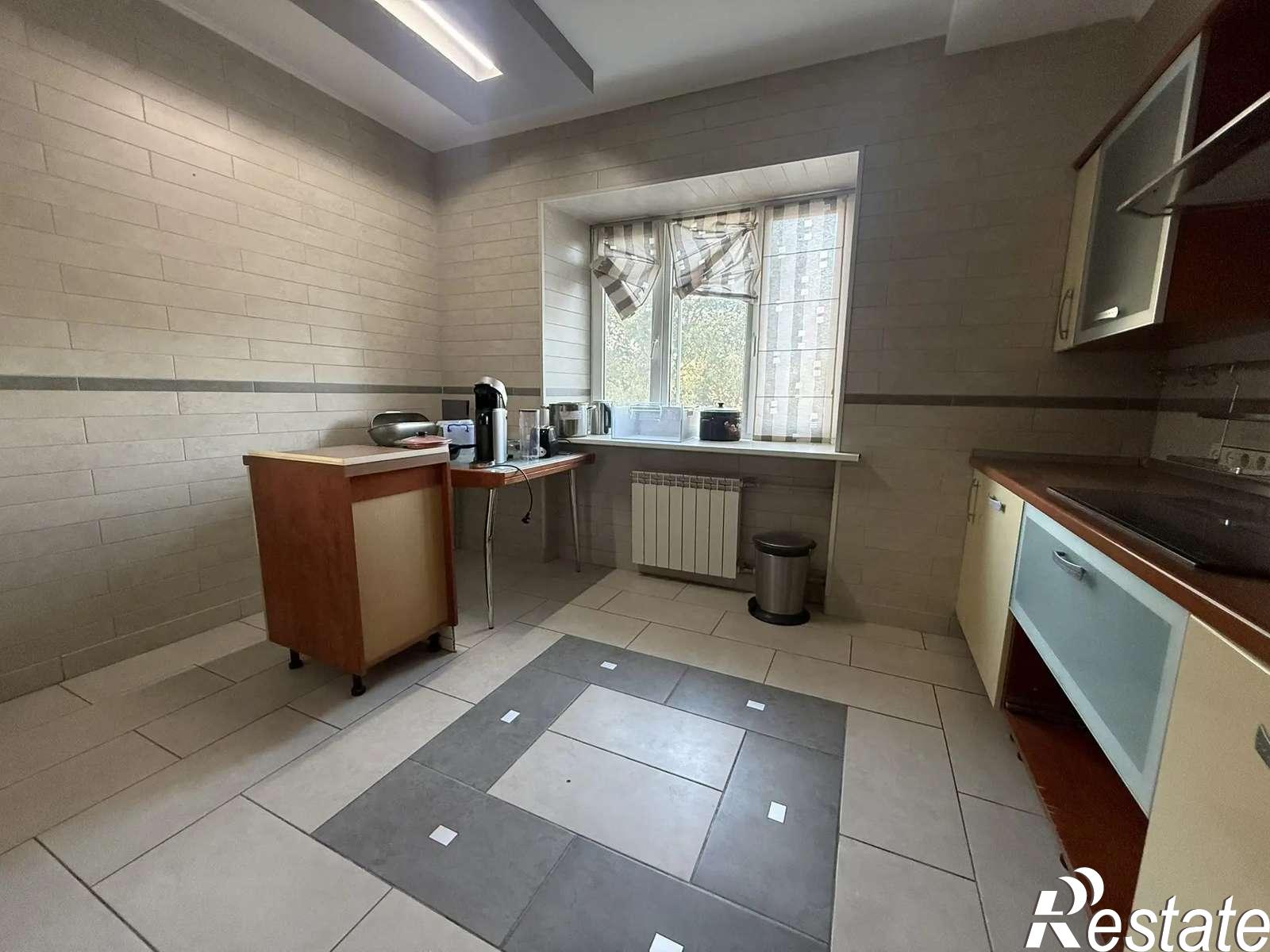 Купить квартиру за 13 500 000 рублей на Мичурина улица, 41А