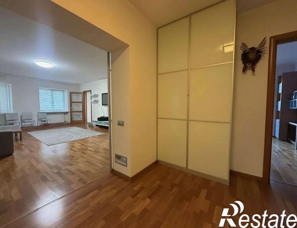 Купить квартиру за 13 500 000 рублей на Мичурина улица, 41А