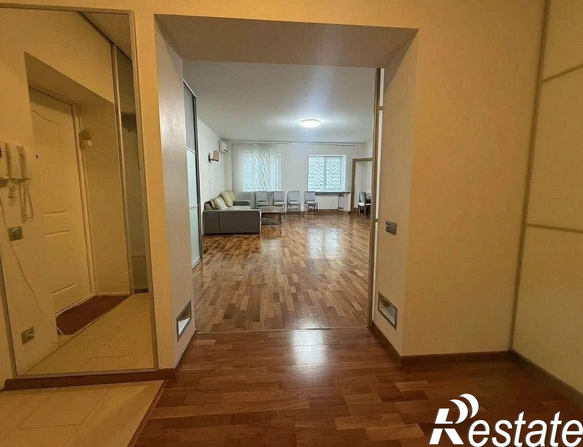 Купить квартиру за 13 500 000 рублей на Мичурина улица, 41А