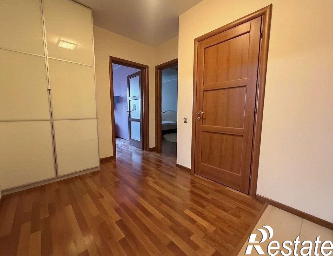 Купить квартиру за 13 500 000 рублей на Мичурина улица, 41А