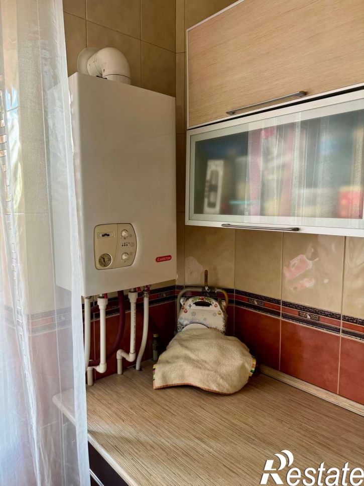 3-комн квартира Есенина улица, 44А