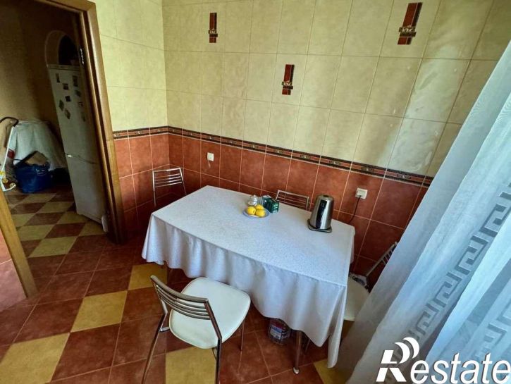 3-комн квартира Есенина улица, 44А