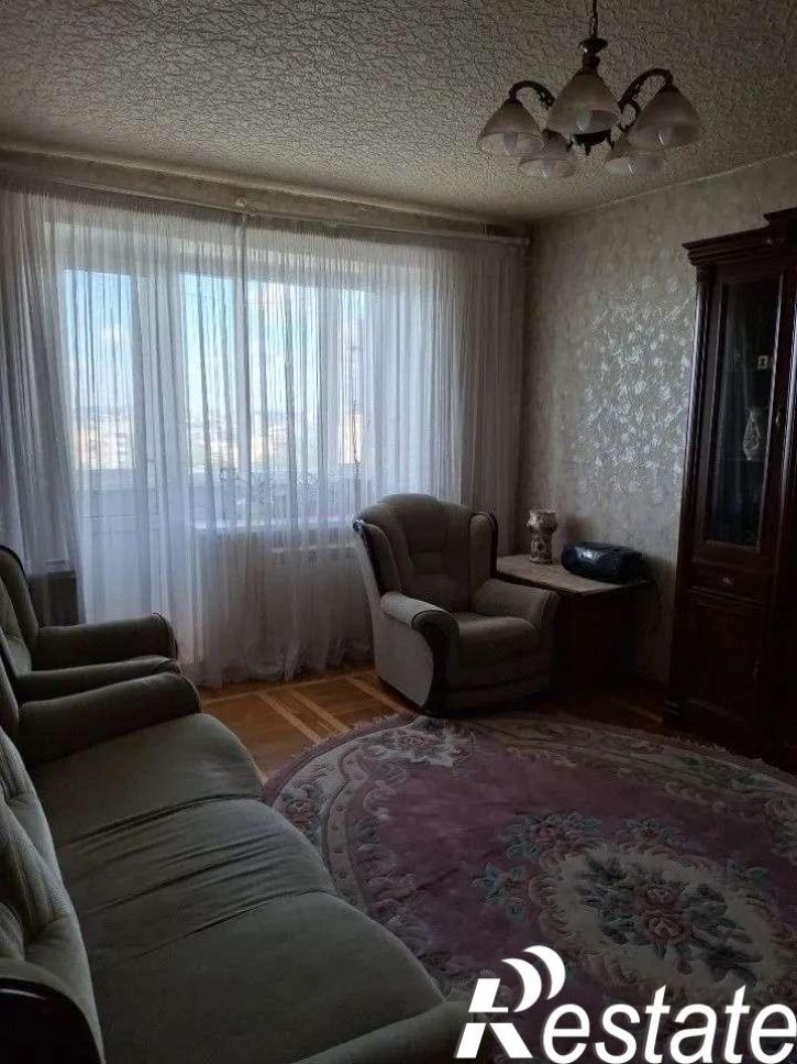 3-комн квартира Костюкова улица, 13А