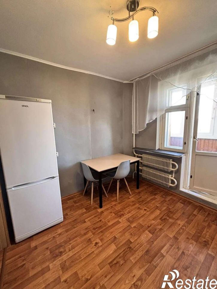2-комн квартира Есенина улица, 36