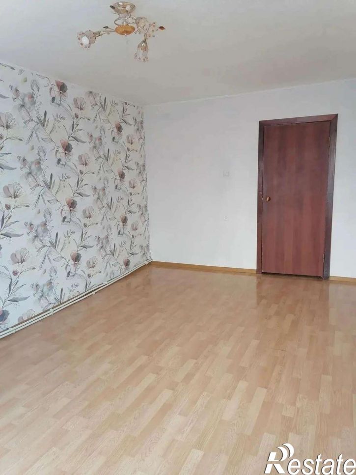 2-комн квартира Есенина улица, 50