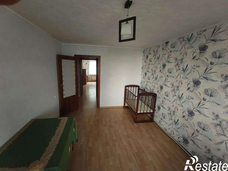 2-комн квартира Есенина улица, 50