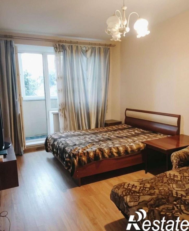 1-комн квартира Строителей бульвар, 18
