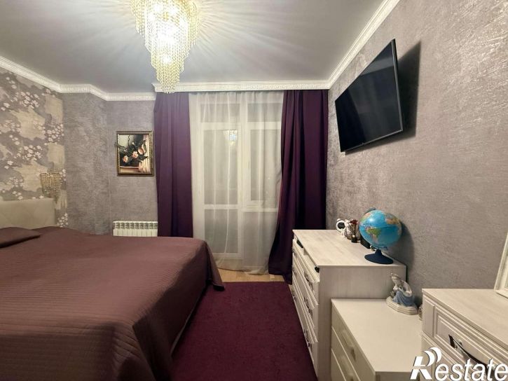 3-комн квартира 1 Салюта бульвар, 6В