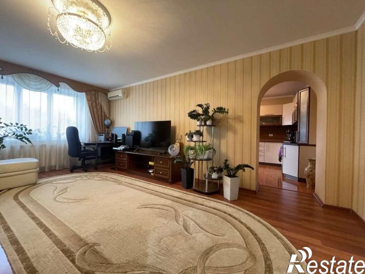 3-комн квартира Пушкина улица, 55