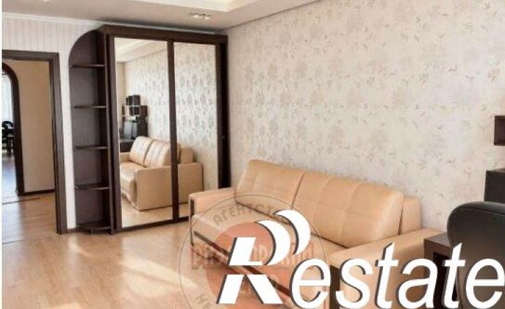 3-комн квартира улица 5 Августа, 31,  д. 31