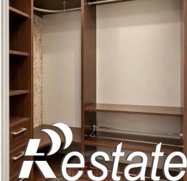 3-комн квартира улица 5 Августа, 31,  д. 31
