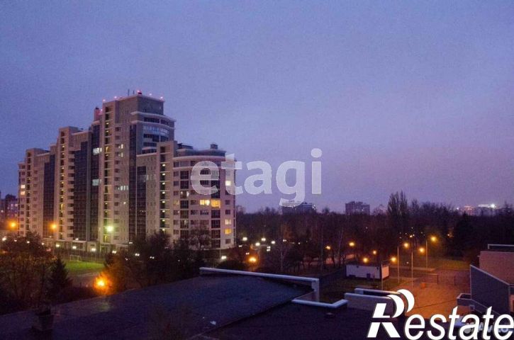 Торговое помещение проспект Богдана Хмельницкого, 80А,  д. 80А