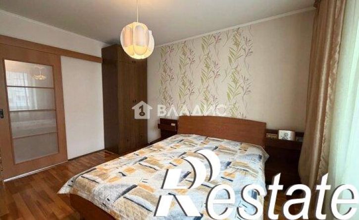 3-комн квартира проспект Славы, 16,  д. 16