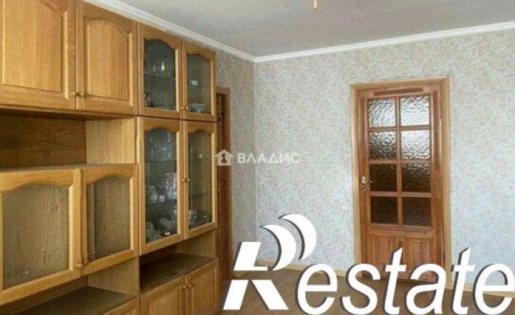 3-комн квартира проспект Богдана Хмельницкого, 145А,  д. 145А