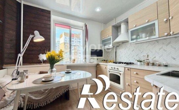 2-комн квартира бульвар Строителей, 45А,  д. 45А