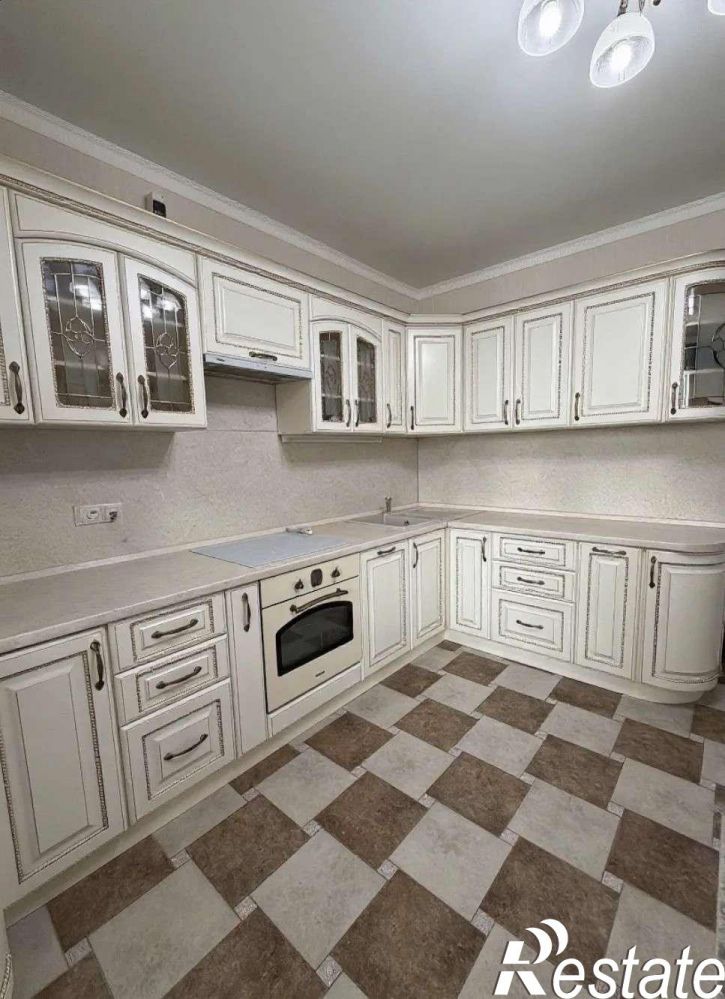 2-комн квартира Гостенская улица, 12