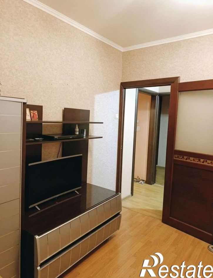 3-комн квартира Есенина улица, 48