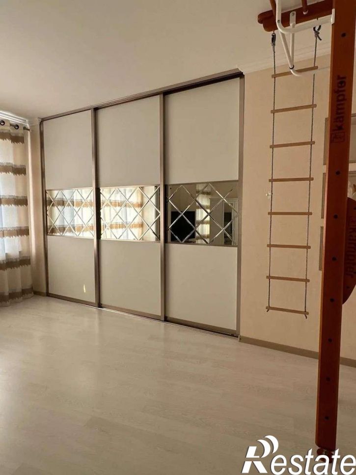 2-комн квартира Академическая улица, 23А