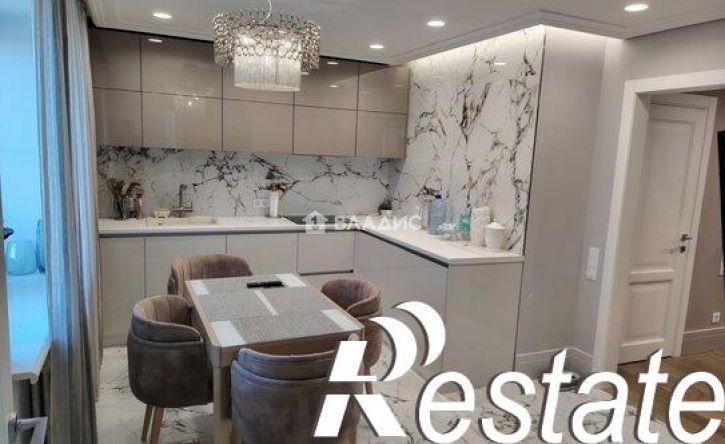 3-комн квартира улица Чехова, 32,  д. 32