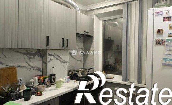 2-комн квартира улица Железнякова, 3,  д. 3