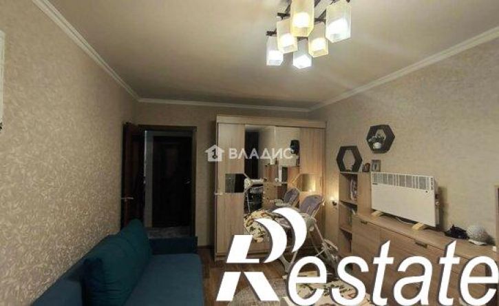 2-комн квартира улица Железнякова, 3,  д. 3
