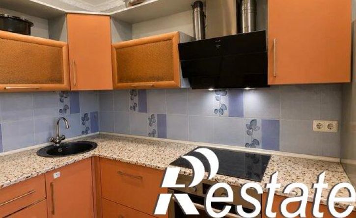 4-комн квартира улица Чехова, 32,  д. 32
