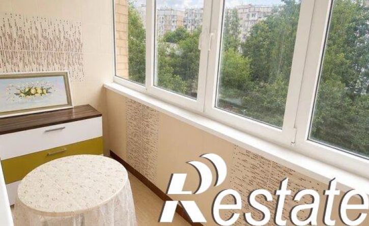 4-комн квартира улица Чехова, 32,  д. 32
