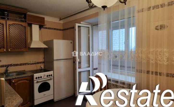 4-комн квартира улица Королёва, 6,  д. 6
