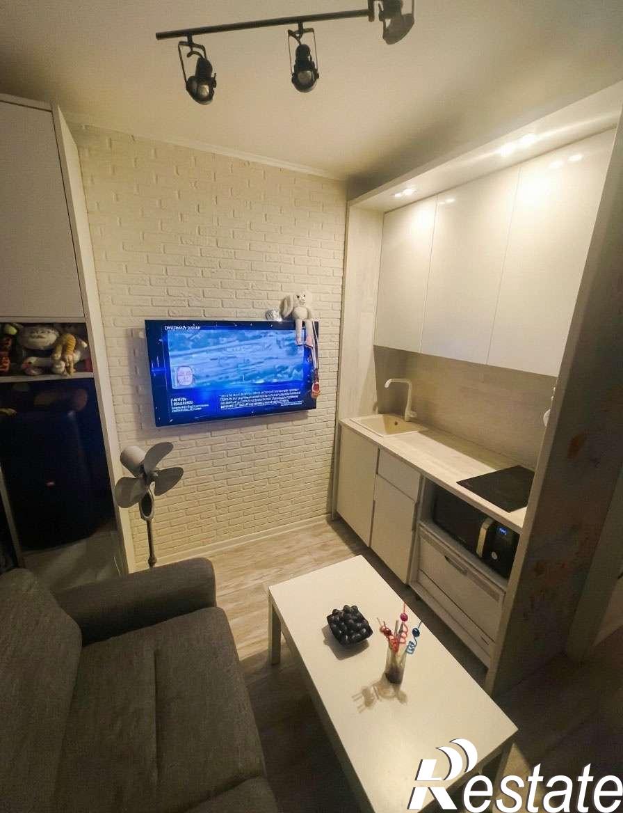 Купить квартиру за 4 500 000 рублей на Есенина улица, 28