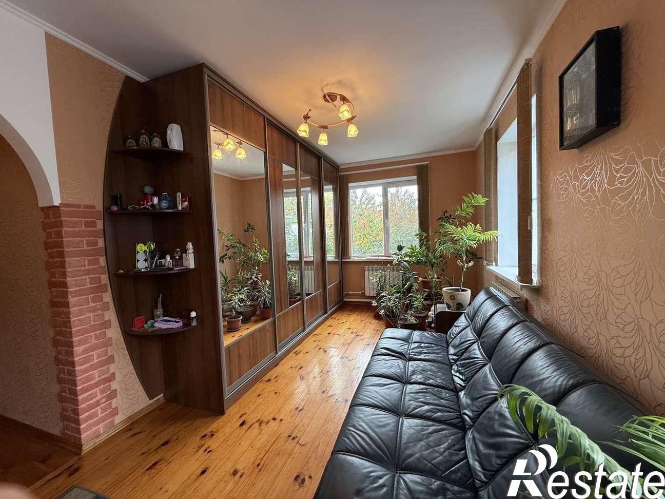 Купить дачу, дом, коттедж за 12 300 000 рублей на Раздобаркина улица
