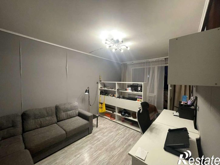 1-комн квартира Есенина улица, 28