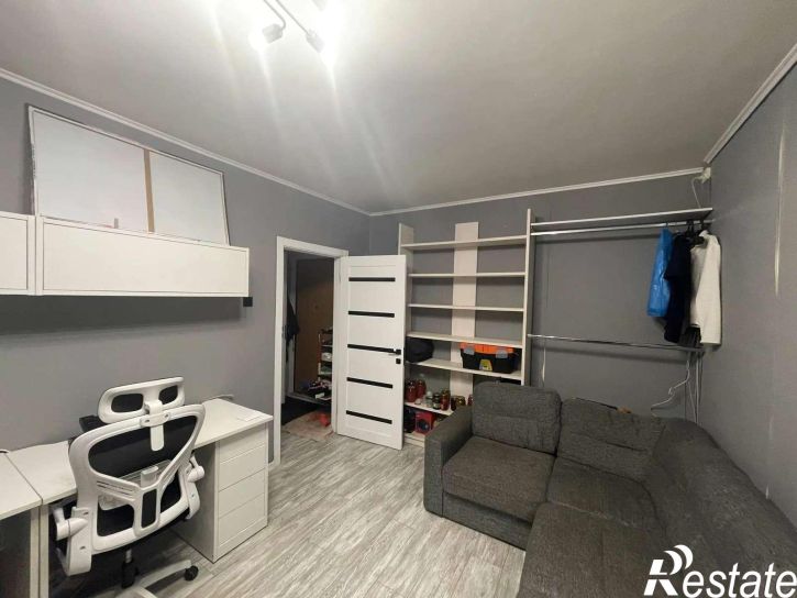 1-комн квартира Есенина улица, 28