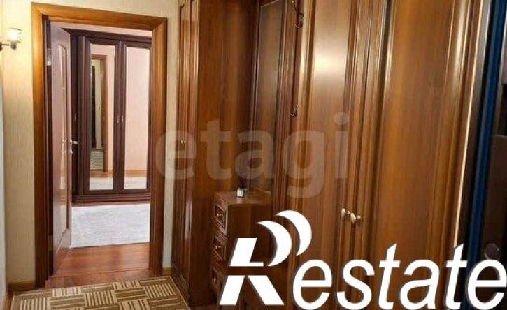 3-комн квартира улица Есенина, 48,  д. 48