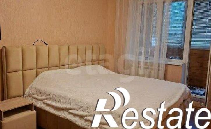 3-комн квартира улица Есенина, 48,  д. 48