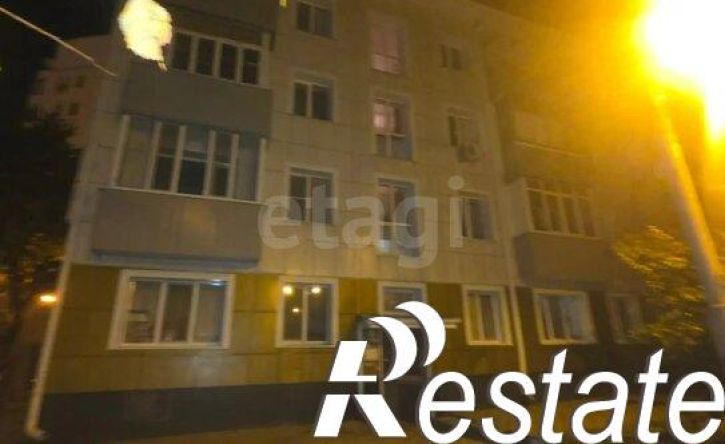 2-комн квартира проспект Славы, 40,  д. 40