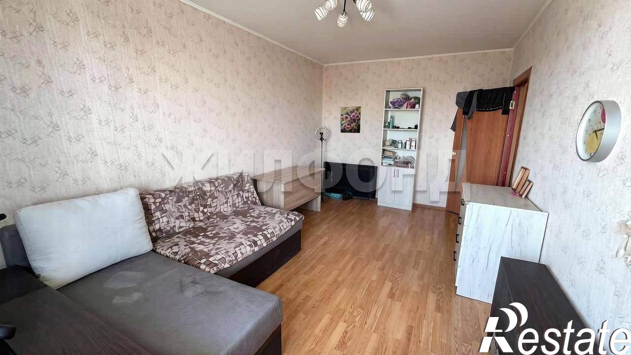 Купить квартиру за 6 200 000 рублей на Есенина ул., д.50б