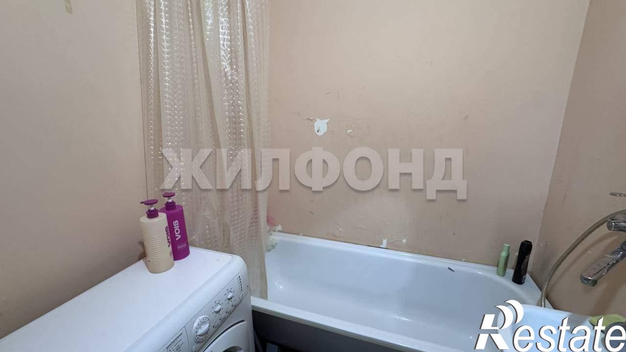 Купить квартиру за 6 200 000 рублей на Есенина ул., д.50б
