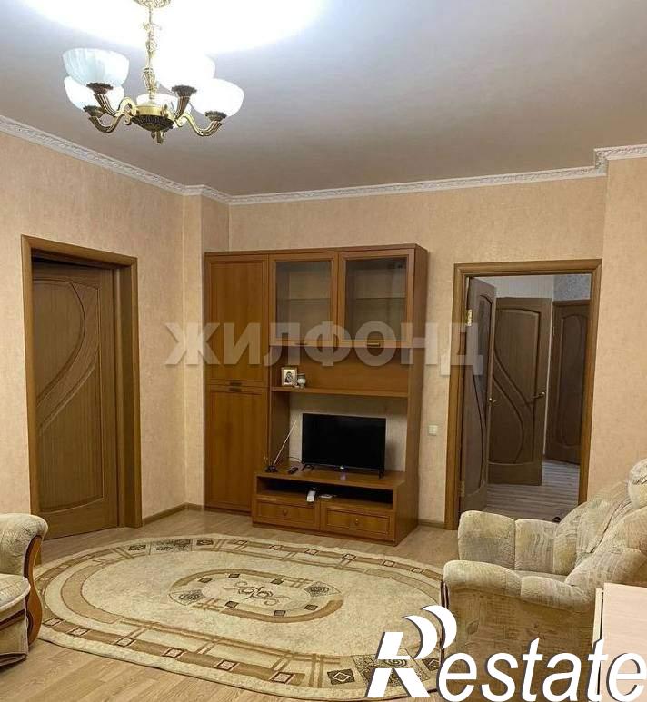 Купить квартиру за 10 800 000 рублей на Есенина ул., д.8а