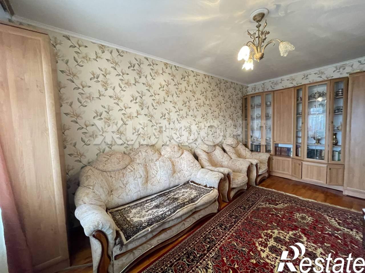Купить квартиру за 6 700 000 рублей на Победы ул., д.83