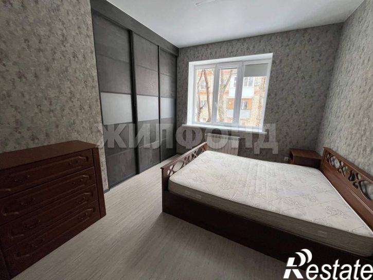 3-комн квартира Славы проспект, д.23а