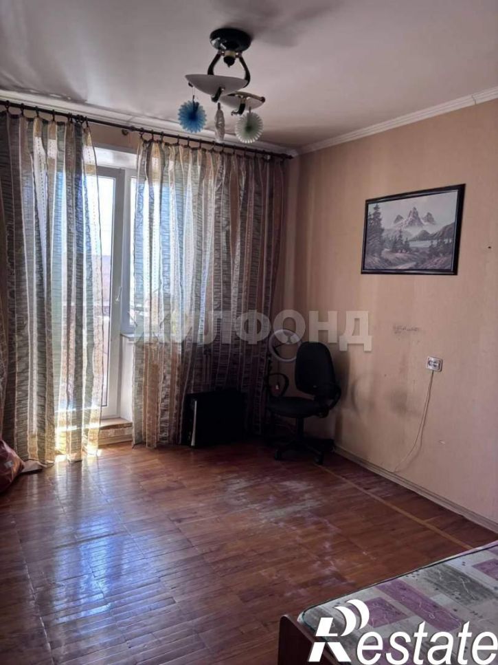 4-комн квартира Буденного ул., д.13