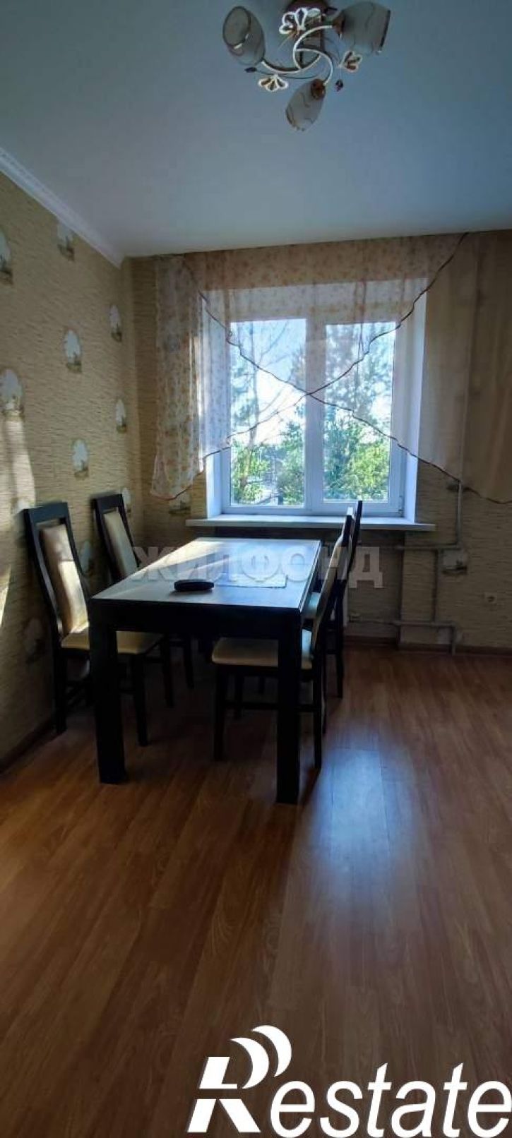 4-комн квартира Б.Хмельницкого проспект, д.154к3